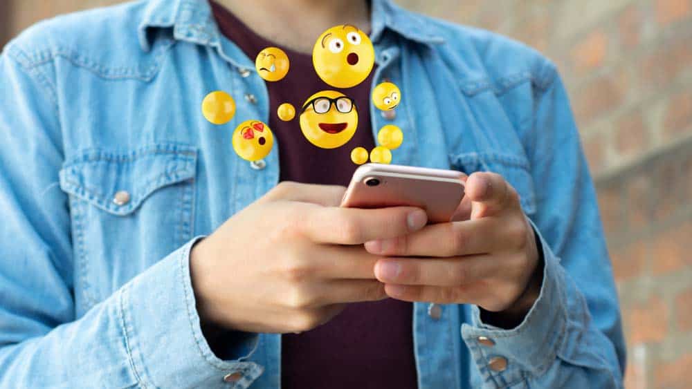 61 prosent bruker emojier i jobb-sammenheng.