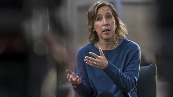 YouTube-sjef Susan Wojcicki trekker seg. Foto: David Paul Morris/Bloomberg via Getty Images